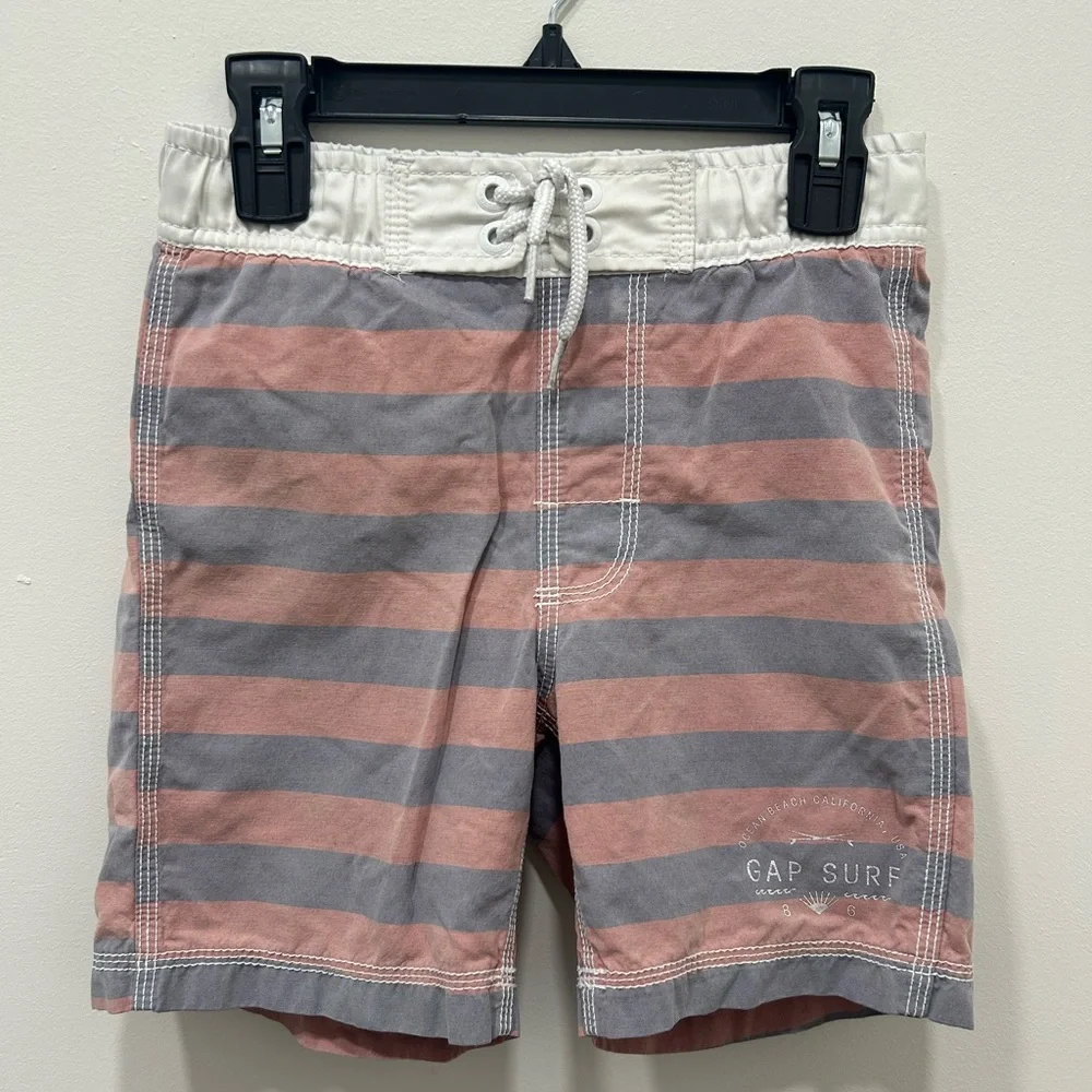 Gap Boy’s Swim Trunks Size Small 6-7 Red Navy Stripes Bathing Suit Bottoms Liner